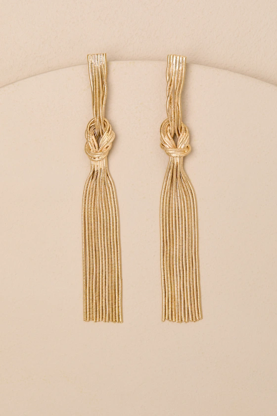 Vamika Gold Knotted Chain Drop Earrings